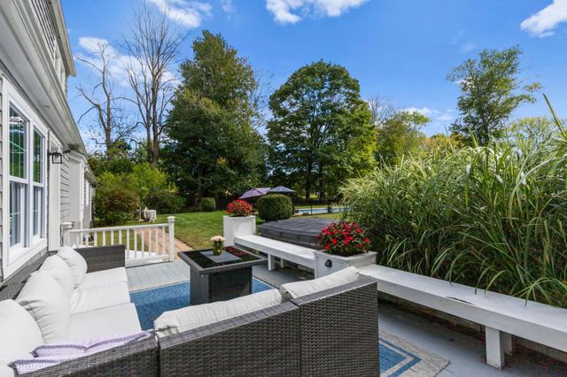 68 Stumpfield Road, Kensington, NH 03833