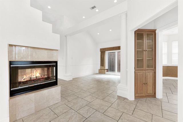 6064 BUFFRIDGE Trail, Dallas, TX 75252