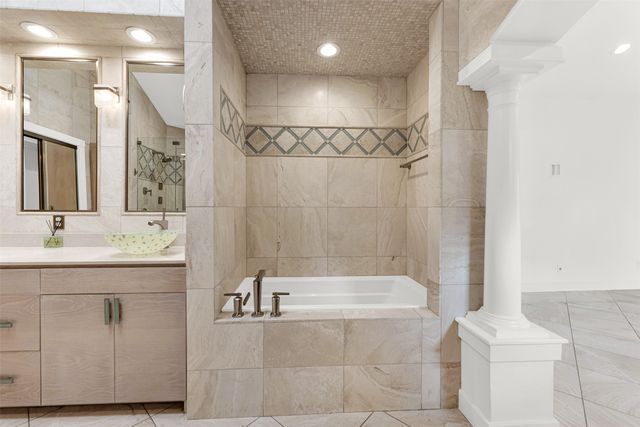 6064 BUFFRIDGE Trail, Dallas, TX 75252