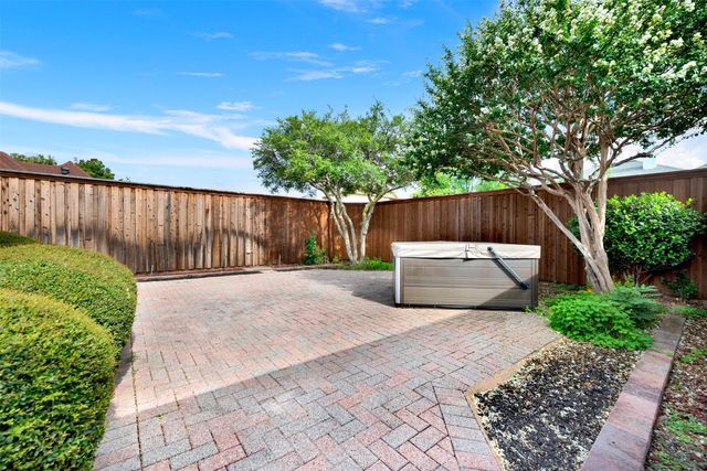 6064 BUFFRIDGE Trail, Dallas, TX 75252