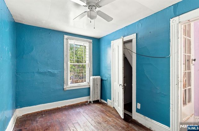 800 S 15th Street, Newark, NJ 07108