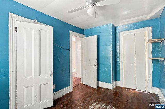 800 S 15th Street, Newark, NJ 07108