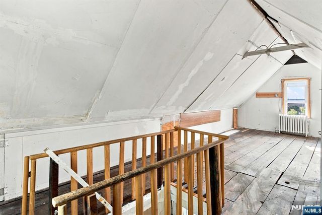 800 S 15th Street, Newark, NJ 07108