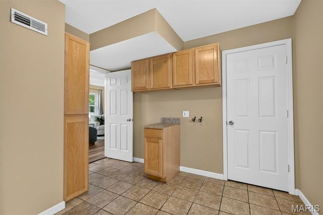 906 Forest Avenue, Valley Park, MO 63088