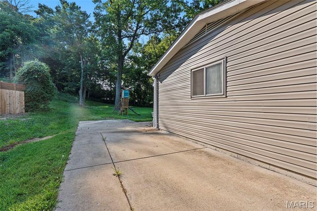 906 Forest Avenue, Valley Park, MO 63088