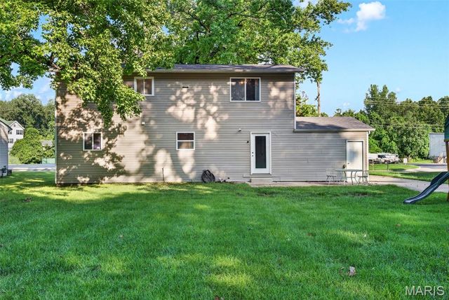 906 Forest Avenue, Valley Park, MO 63088