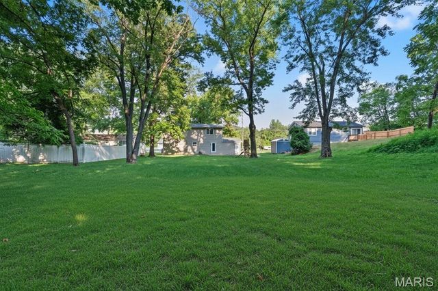 906 Forest Avenue, Valley Park, MO 63088