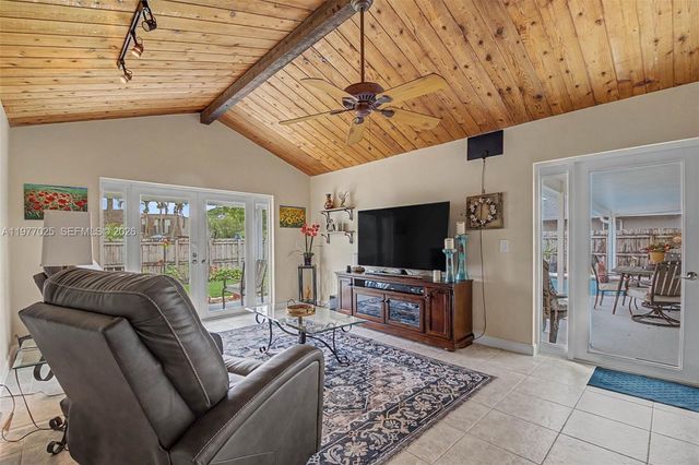 2694 SW 14th Dr, Deerfield Beach, FL 33442