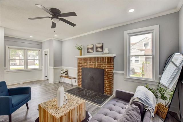 2412 Greenwood DR, Portsmouth, VA 23702