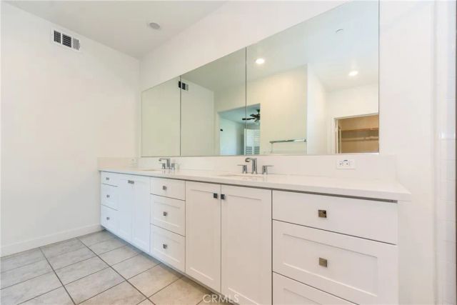1893 S Union St 120, Anaheim, CA 92805