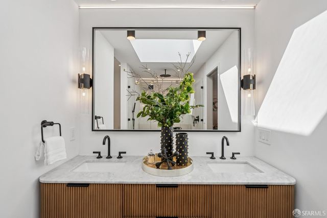 1827 33rd Avenue, San Francisco, CA 94122