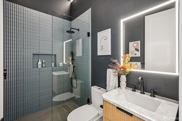 1827 33rd Avenue, San Francisco, CA 94122