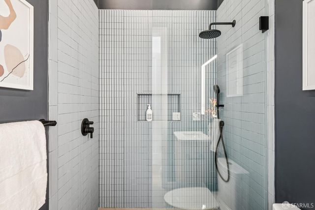 1827 33rd Avenue, San Francisco, CA 94122