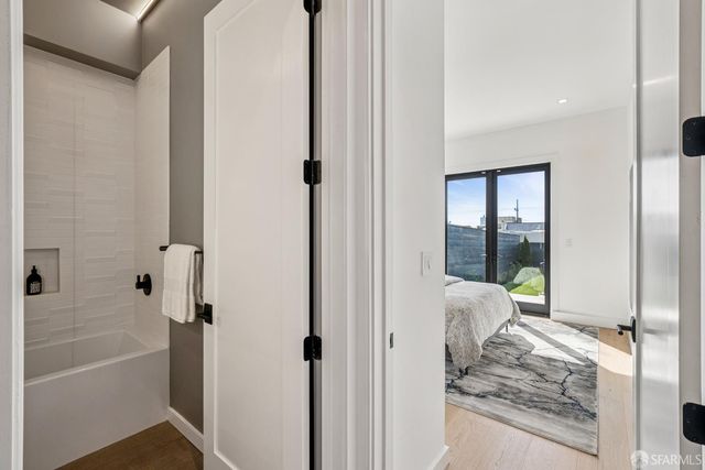 1827 33rd Avenue, San Francisco, CA 94122