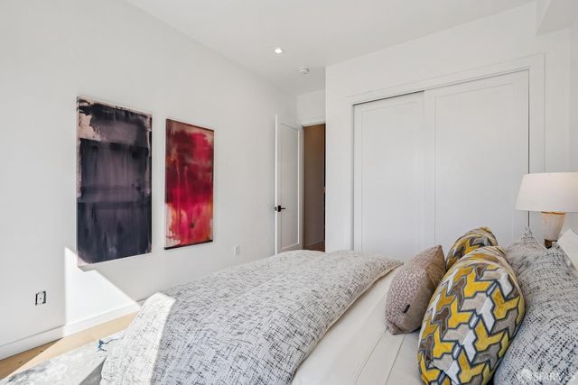 1827 33rd Avenue, San Francisco, CA 94122