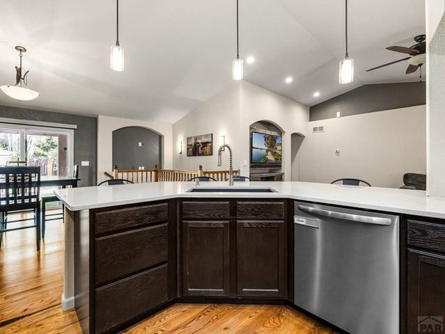 5114 Lynn Meadows Dr, Pueblo, CO 81005