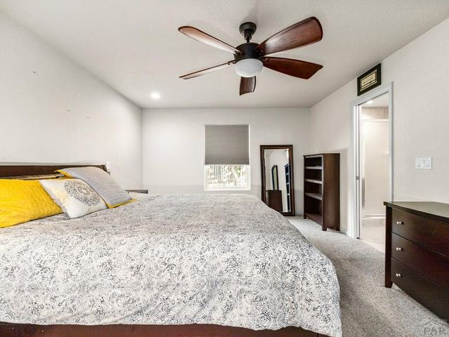 5114 Lynn Meadows Dr, Pueblo, CO 81005