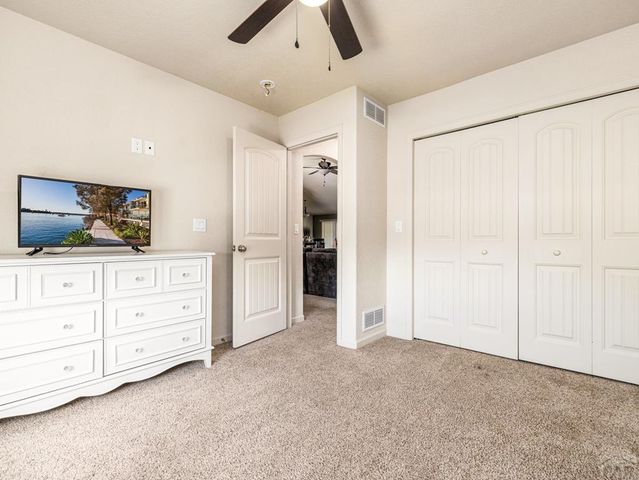 5114 Lynn Meadows Dr, Pueblo, CO 81005