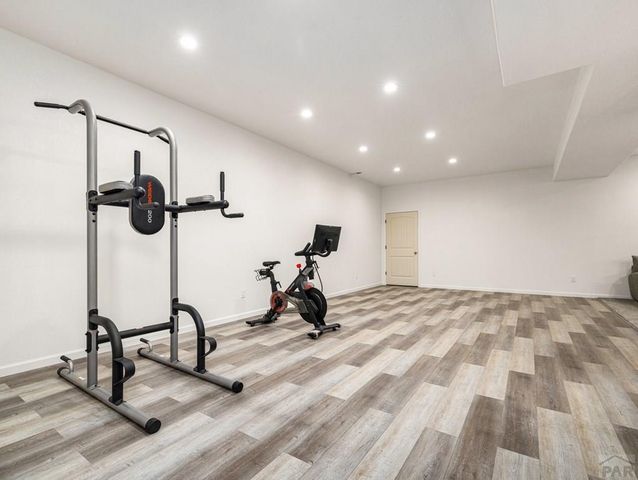 5114 Lynn Meadows Dr, Pueblo, CO 81005