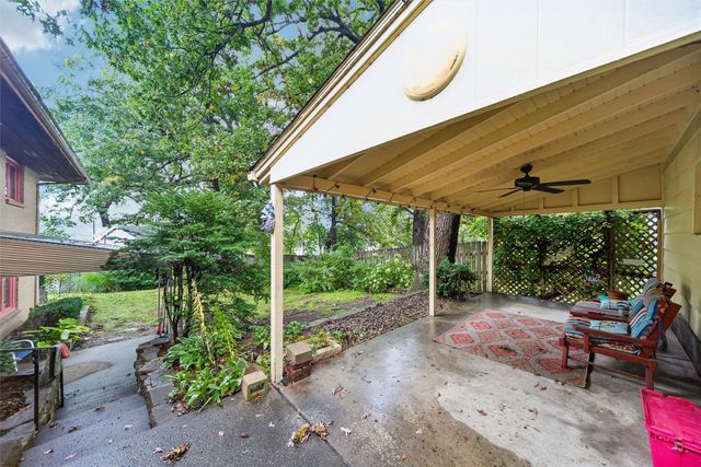 3629 Oakcrest Drive, Des Moines, IA 50310