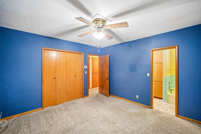 3629 Oakcrest Drive, Des Moines, IA 50310