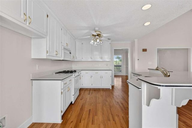 955 Mocassin Gap Road, Locust Grove, GA 30248