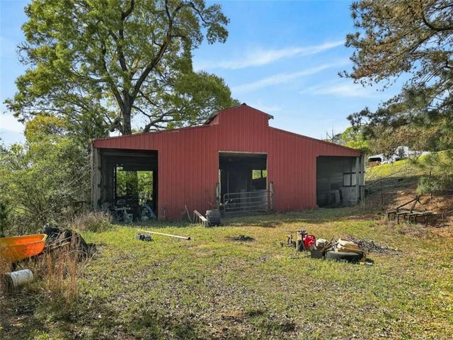 955 Mocassin Gap Road, Locust Grove, GA 30248