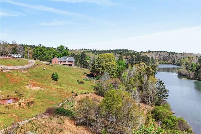 955 Mocassin Gap Road, Locust Grove, GA 30248