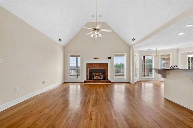 955 Mocassin Gap Road, Locust Grove, GA 30248