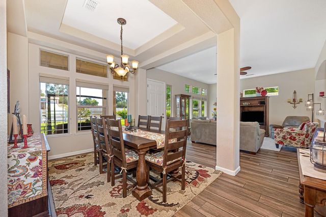 11880 Gidaro Dr, Elk Grove, CA 95624
