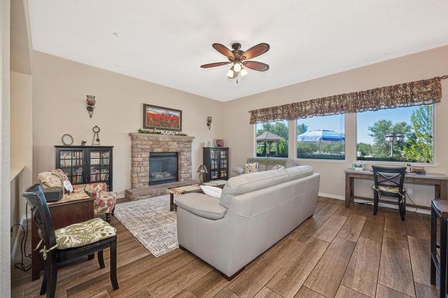 11880 Gidaro Dr, Elk Grove, CA 95624
