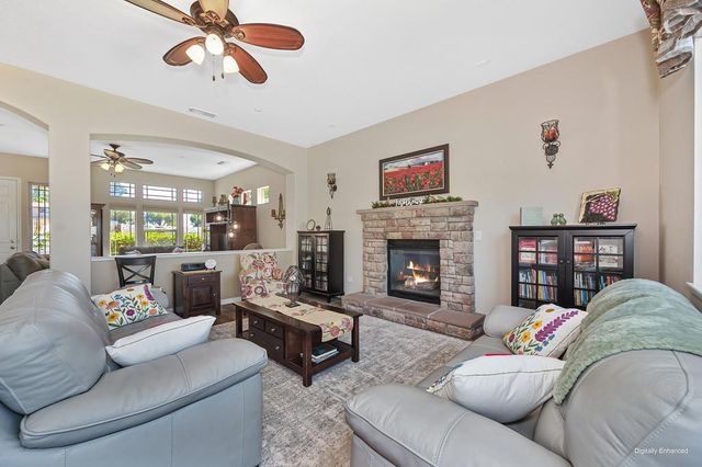 11880 Gidaro Dr, Elk Grove, CA 95624