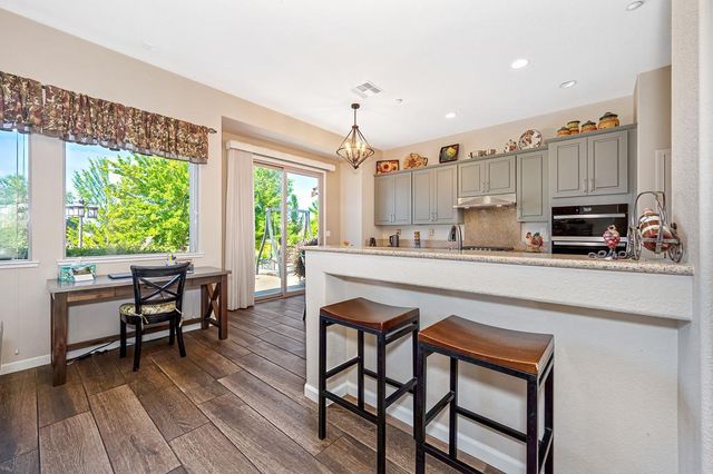 11880 Gidaro Dr, Elk Grove, CA 95624