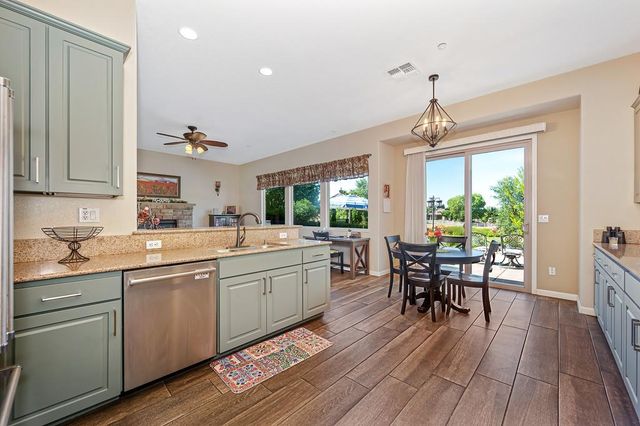 11880 Gidaro Dr, Elk Grove, CA 95624