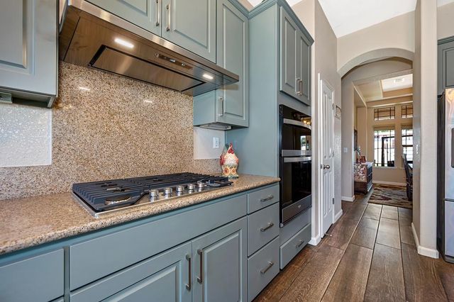 11880 Gidaro Dr, Elk Grove, CA 95624