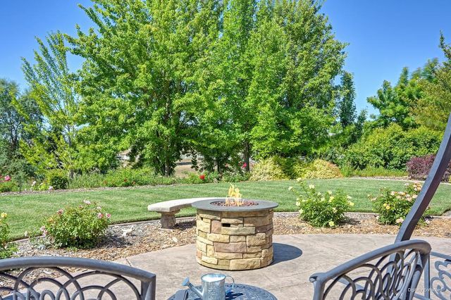 11880 Gidaro Dr, Elk Grove, CA 95624