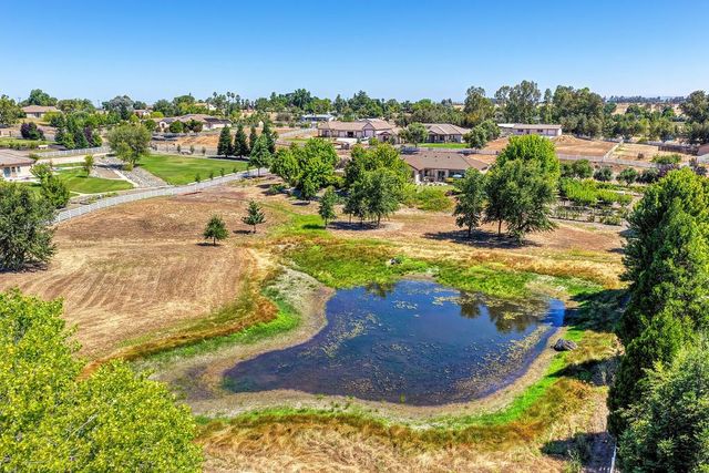 11880 Gidaro Dr, Elk Grove, CA 95624
