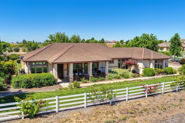 11880 Gidaro Dr, Elk Grove, CA 95624