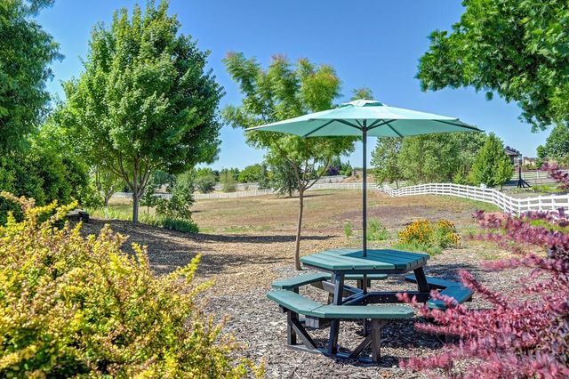 11880 Gidaro Dr, Elk Grove, CA 95624