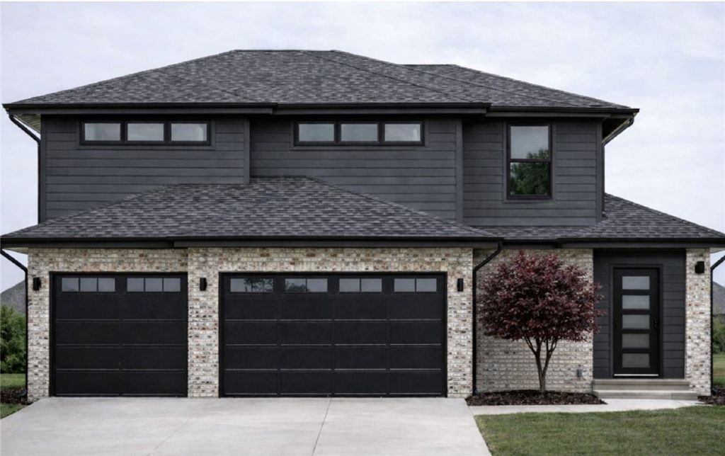 1518 Lookout Lane, Lowell, AR 72745