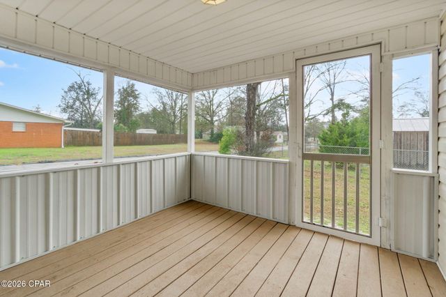 794 2nd Street, Chipley, FL 32428