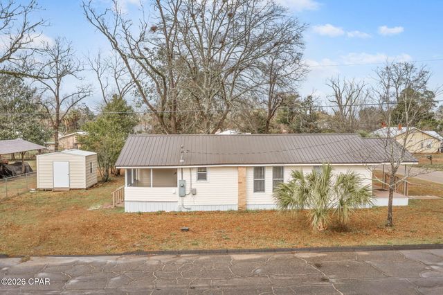 794 2nd Street, Chipley, FL 32428