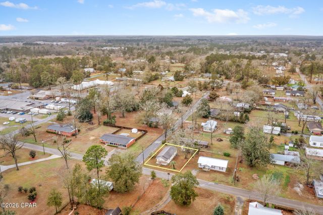 794 2nd Street, Chipley, FL 32428