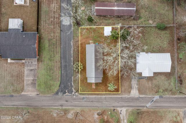 794 2nd Street, Chipley, FL 32428