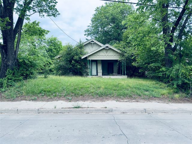 606 Houston Street, Sulphur Springs, TX 75482
