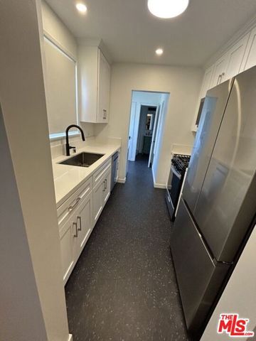 10574 Ayres Avenue, Los Angeles, CA 90064