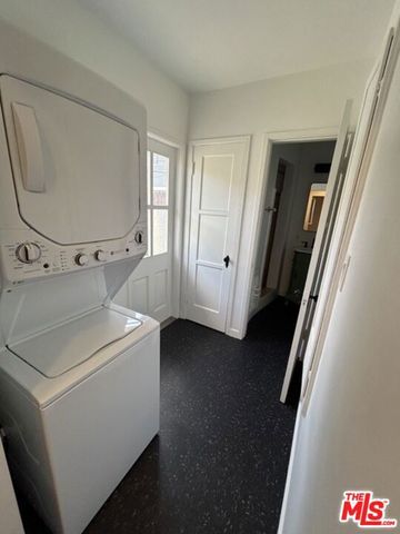 10574 Ayres Avenue, Los Angeles, CA 90064