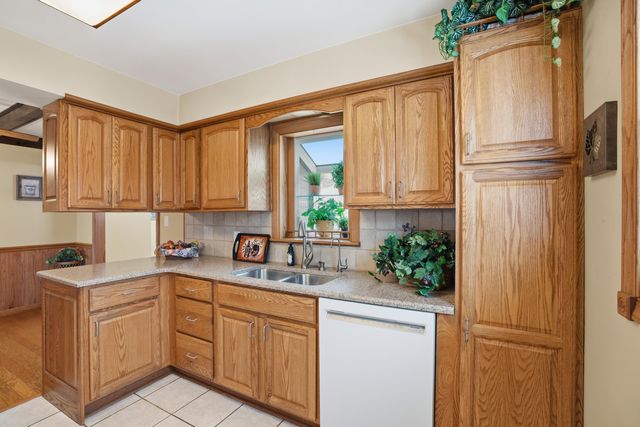 3514 41st Place, Highland, IN 46322