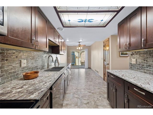 7617 S Cove Cir, Centennial, CO 80122