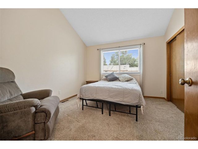 7617 S Cove Cir, Centennial, CO 80122